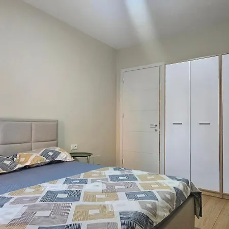 Apartment Comfort *